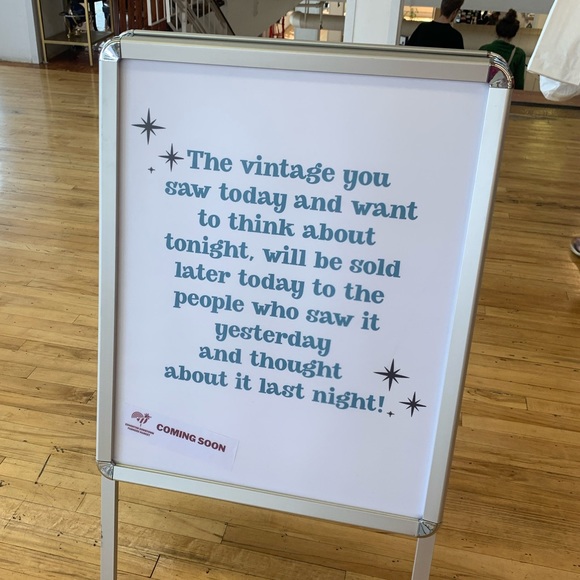 Meet your Posher, Lissa - Picture 3 of 6